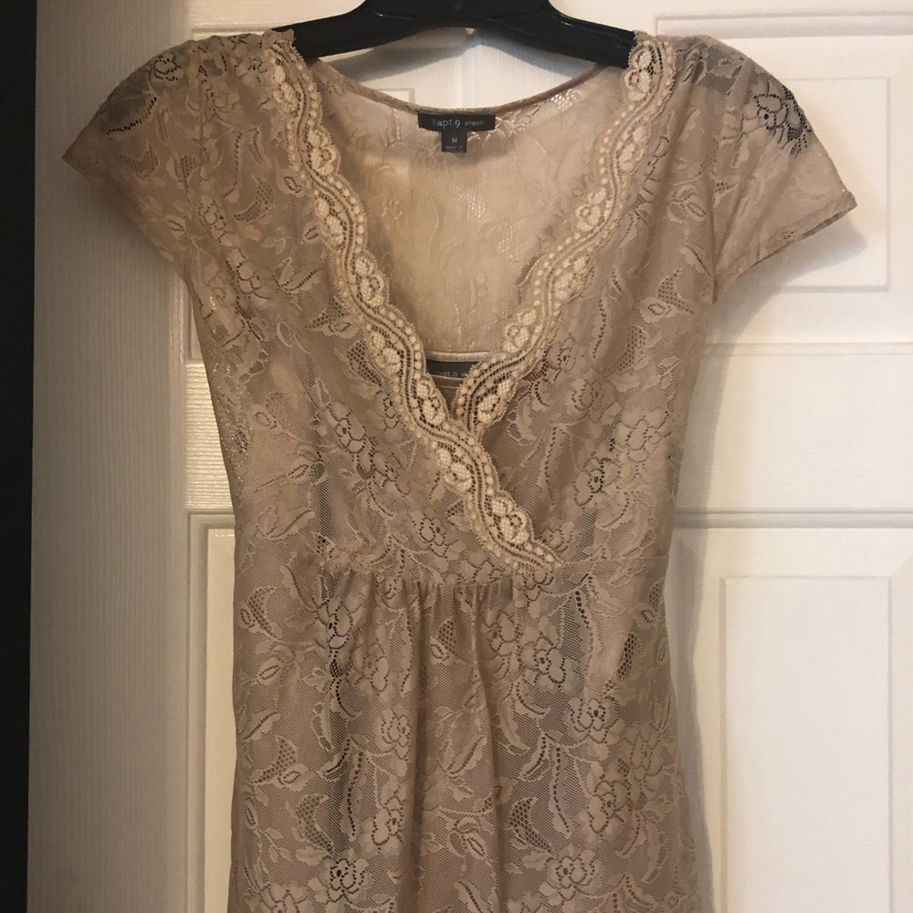 Apt 9 Beige Lace Top - Med/EUC